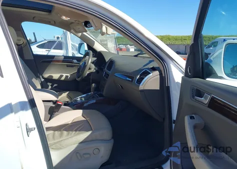 2011 Audi Q5 2.0T Premium z USA, uszkodzony, nr VIN WA1LFAFP2BA064733